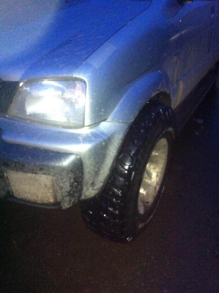 Пробовал поставить 31-е колеса с выносом без лифта, не влезли :-( — DRIVE2