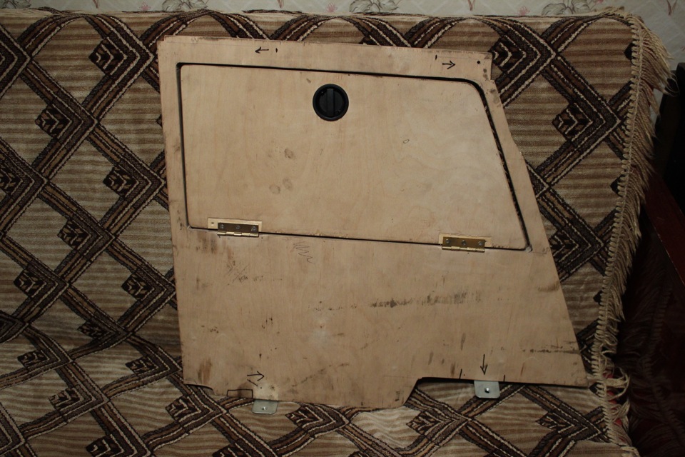 b87628s 960 бокс на заднюю дверь шевроле нива