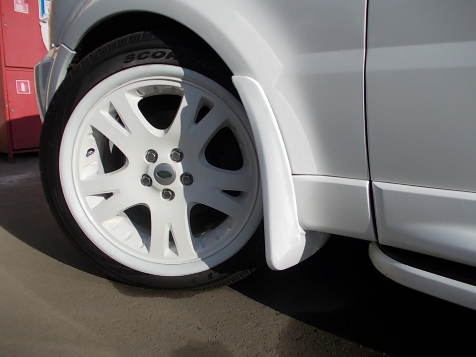 Как увеличить колеса. Как увеличить колеса. Аутлендер 2008 проставки широкая база колесная. Как увеличить радиус дисков. Расширение базы колес.