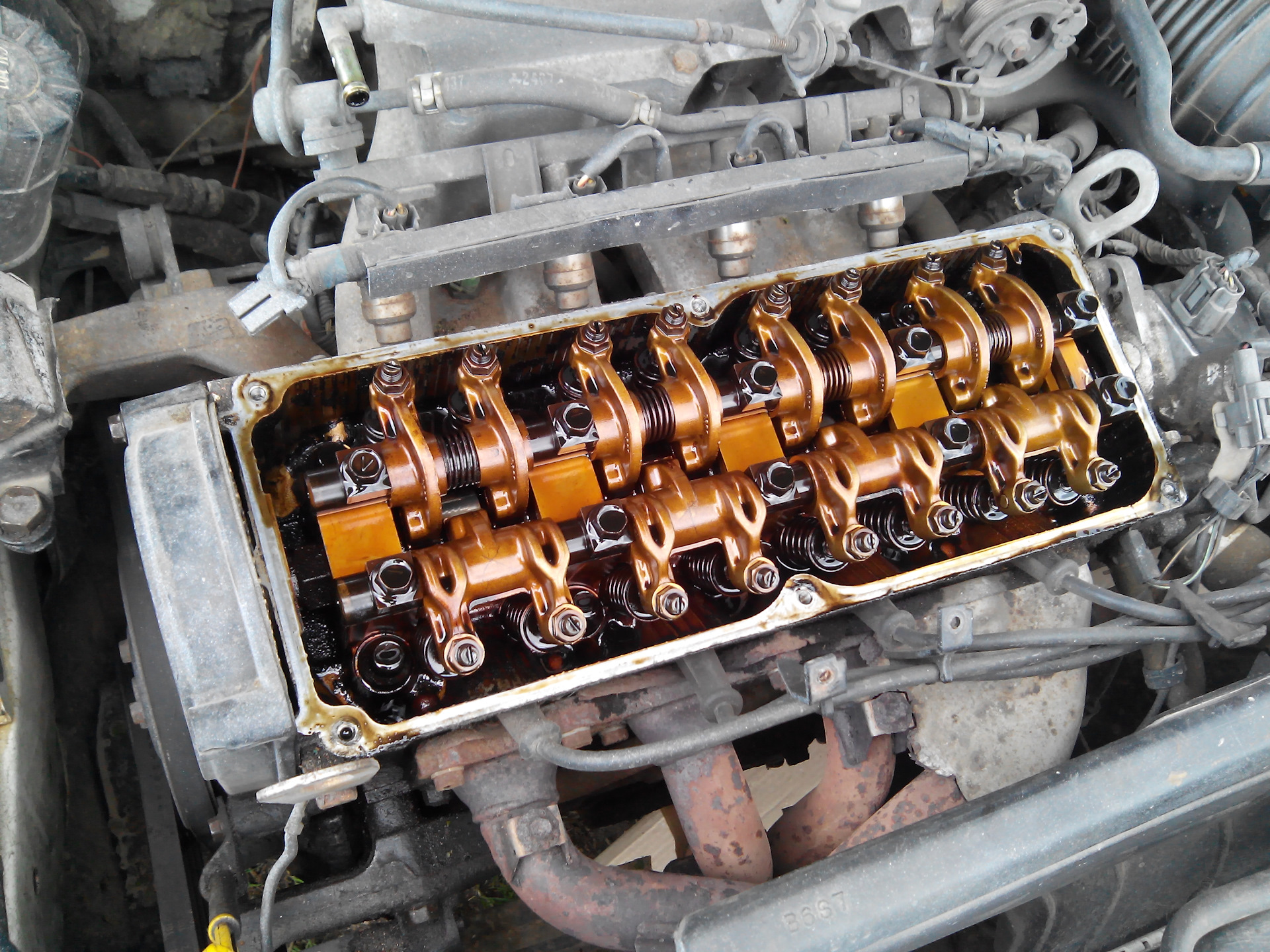 3. Прокладка клапанной крышки мазда 2. Прокладка клапанной крышки мазда 2. 0 гидрокомпенсаторы. 155423101 victor reinz.