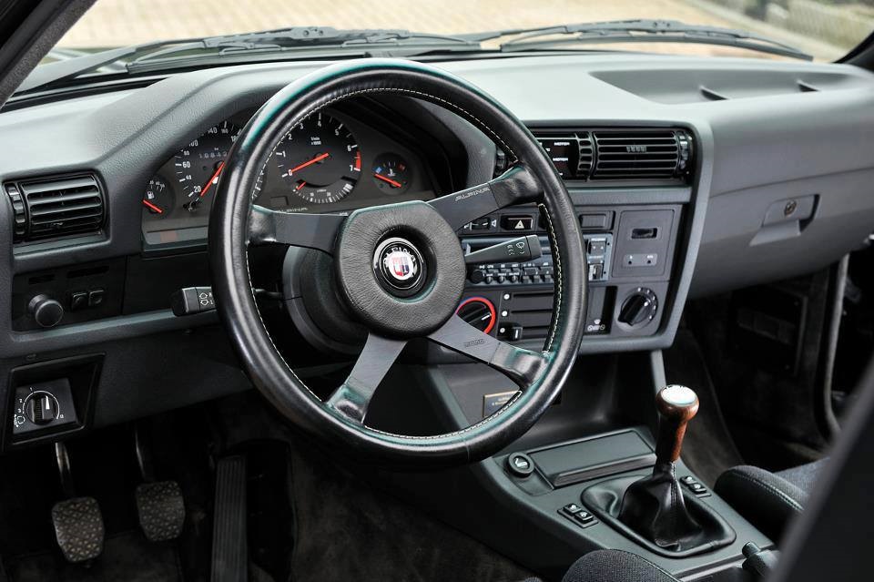 Bmw e30 салон