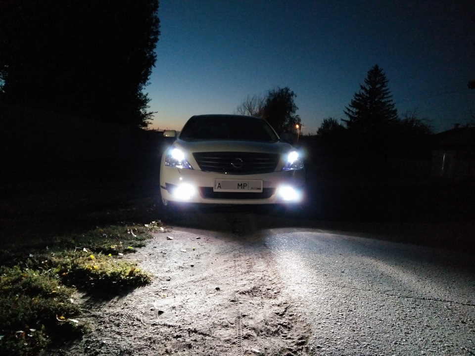 Лампочки в габариты и в ПТФ в цвет ксенона — Nissan Teana (J32), 2,5 л ...