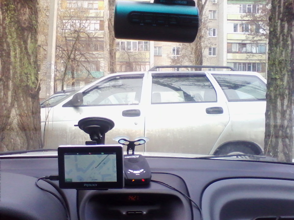 Регистратор, навигатор, радар-детектор. — Renault Laguna I, 1,8 л, 1994 ...
