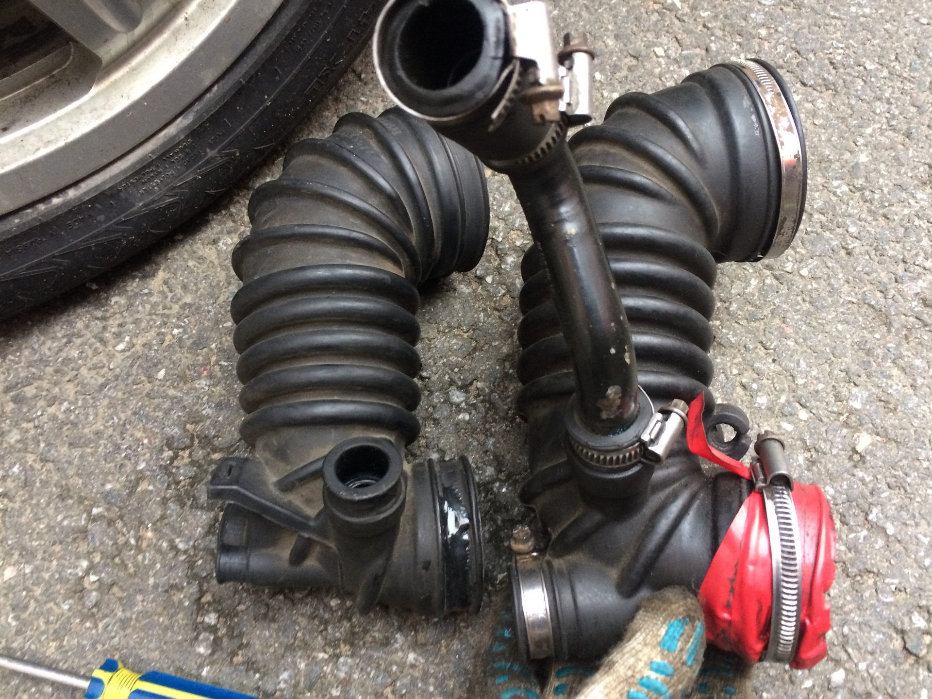 воздушного патрубка турбины. патрубок воздушный s4 c4. патрубок воздушного фильтра рено лагуна 2 2. патрубок passat b5 1. рено лагуна 2 1.