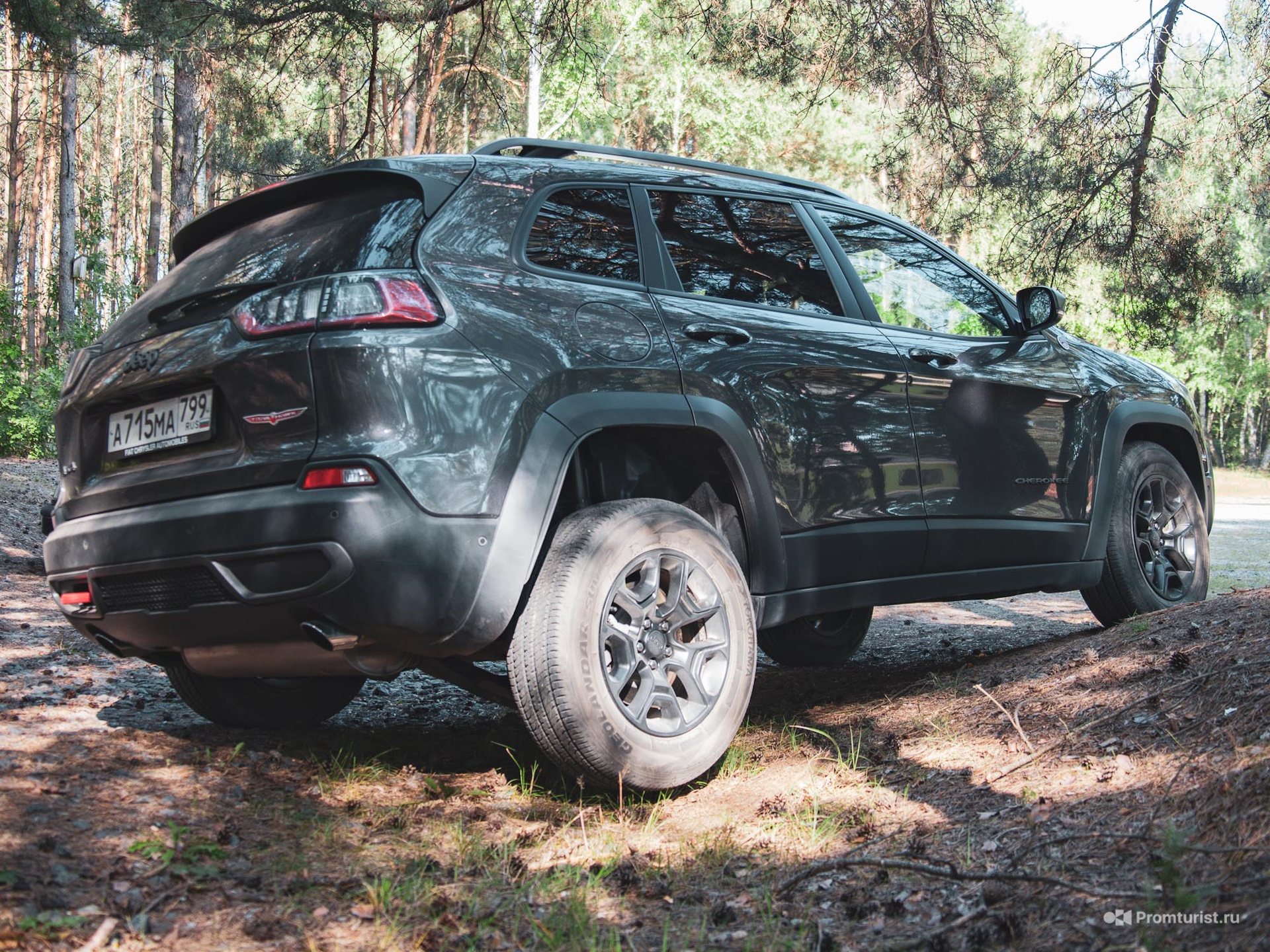 Jeep Cherokee KL Trailhawk 2014Рі