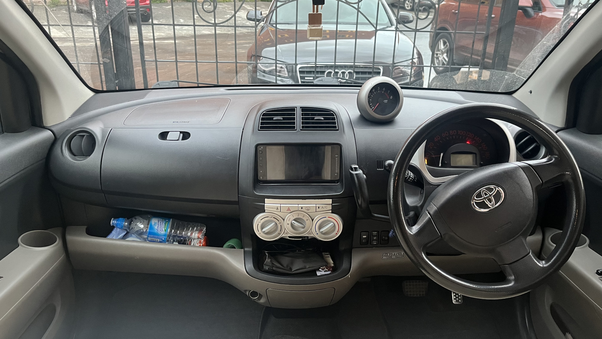 Пассо салон фото Toyota Passo 1.3 бензиновый 2005 WifeCityCar на DRIVE2