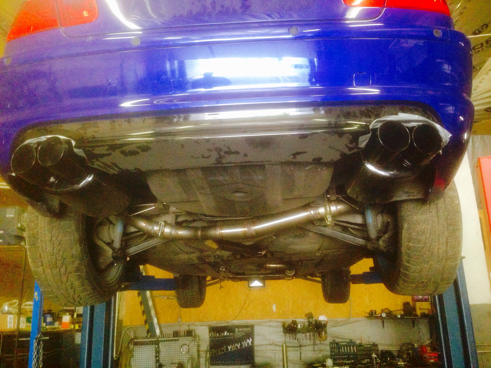 Установка сток выхлопа - BMW M3 Coupe (E46), 3,2 л, 2002 года визит на сервис DR