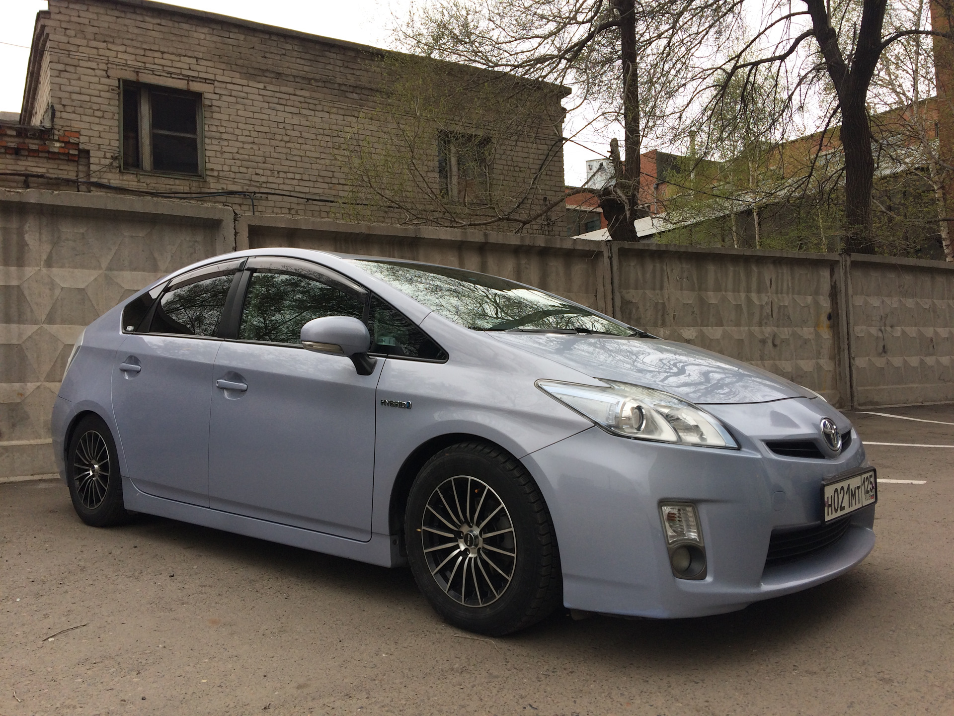 Low and Slow или пружины No name — Toyota Prius (30), 1,8 л, 2009 года ...