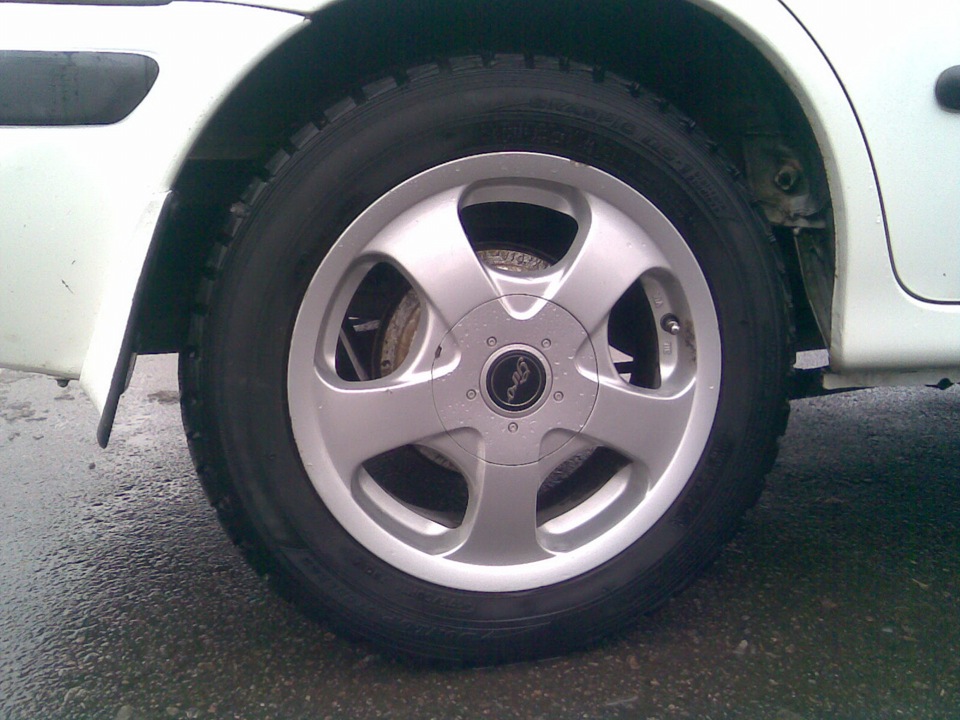 Зимние колеса R14 — Nissan March (K11), 1 л, 2000 года | шины | DRIVE2