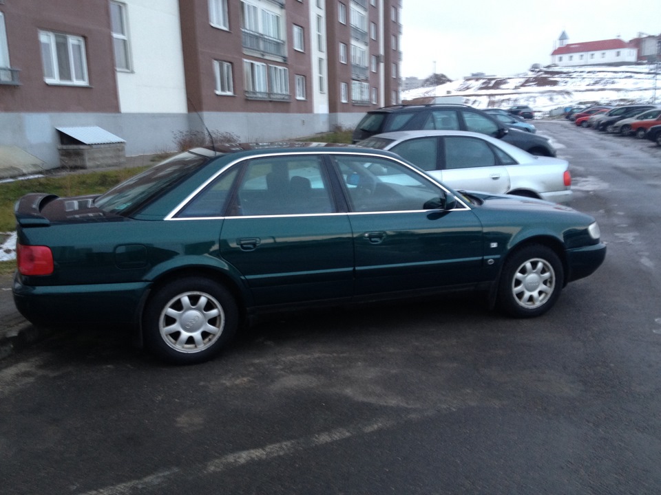 Белые повторители поворотов — Audi A6 (C4), 2,5 л, 1995 года ...