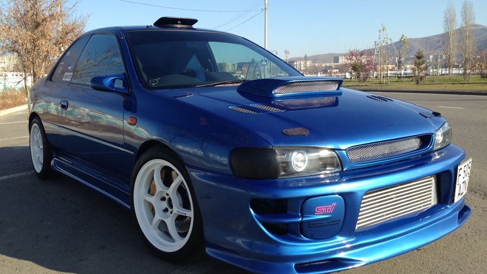 Advan Subaru Impreza