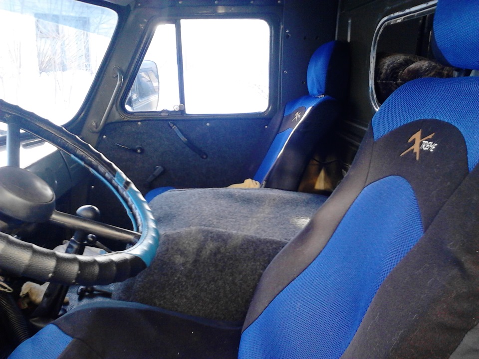 Водительское сиденье от Газели — УАЗ 3741, 2,5 л, 2003 года | тюнинг ...