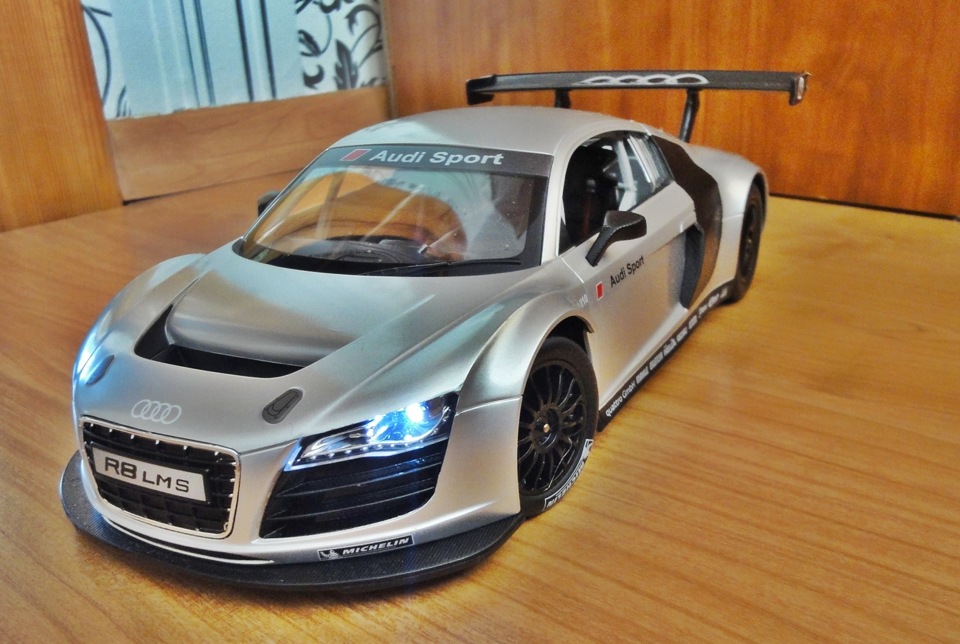 audi r8 lms ultra