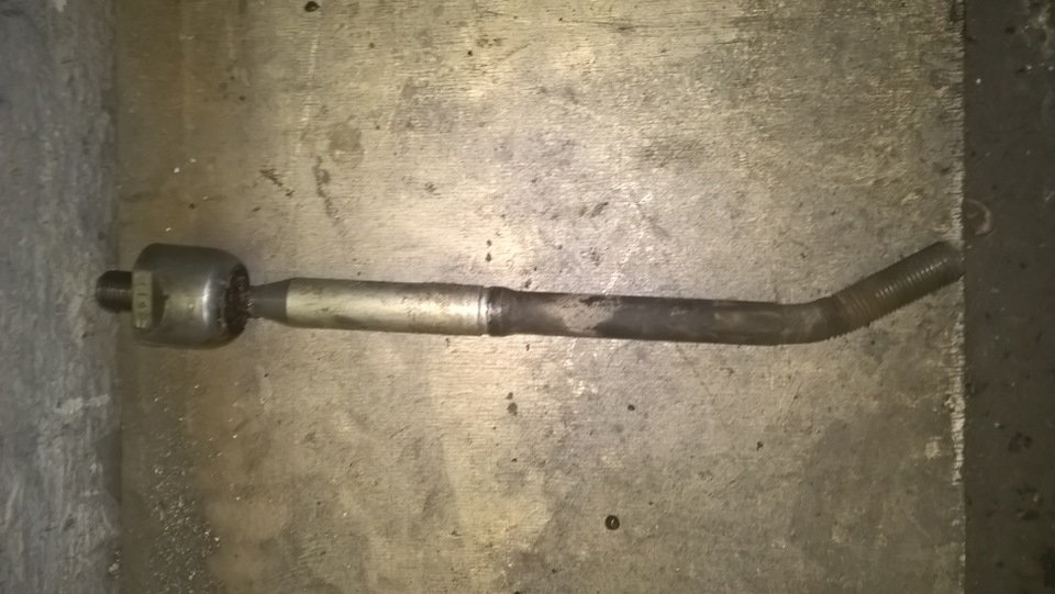 Гнет рулевые тяги. Гнутый рулевая тяга. Гнет рулевые тяги. Гнет рулевые тяги. Гнутая рулевая тяга discovery 2.