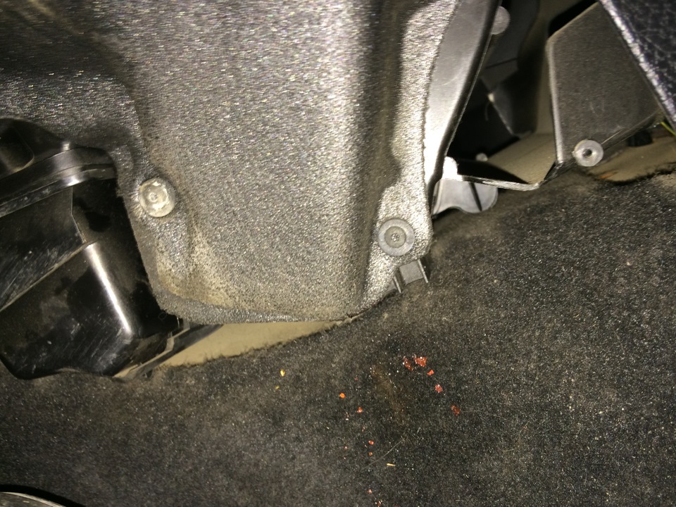 Устранил течь печки. Болезнь 206 Пыжей… — Peugeot 206, 1,4 л, 2002 года ...