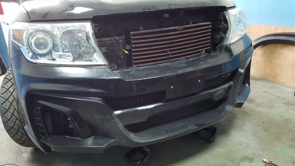 Фото в бортжурнале Toyota Land Cruiser 200