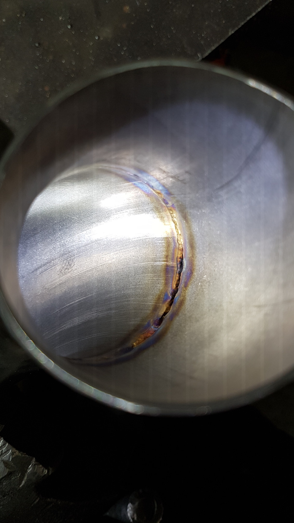 шов изнутри — Mitsubishi Lancer Evolution VI