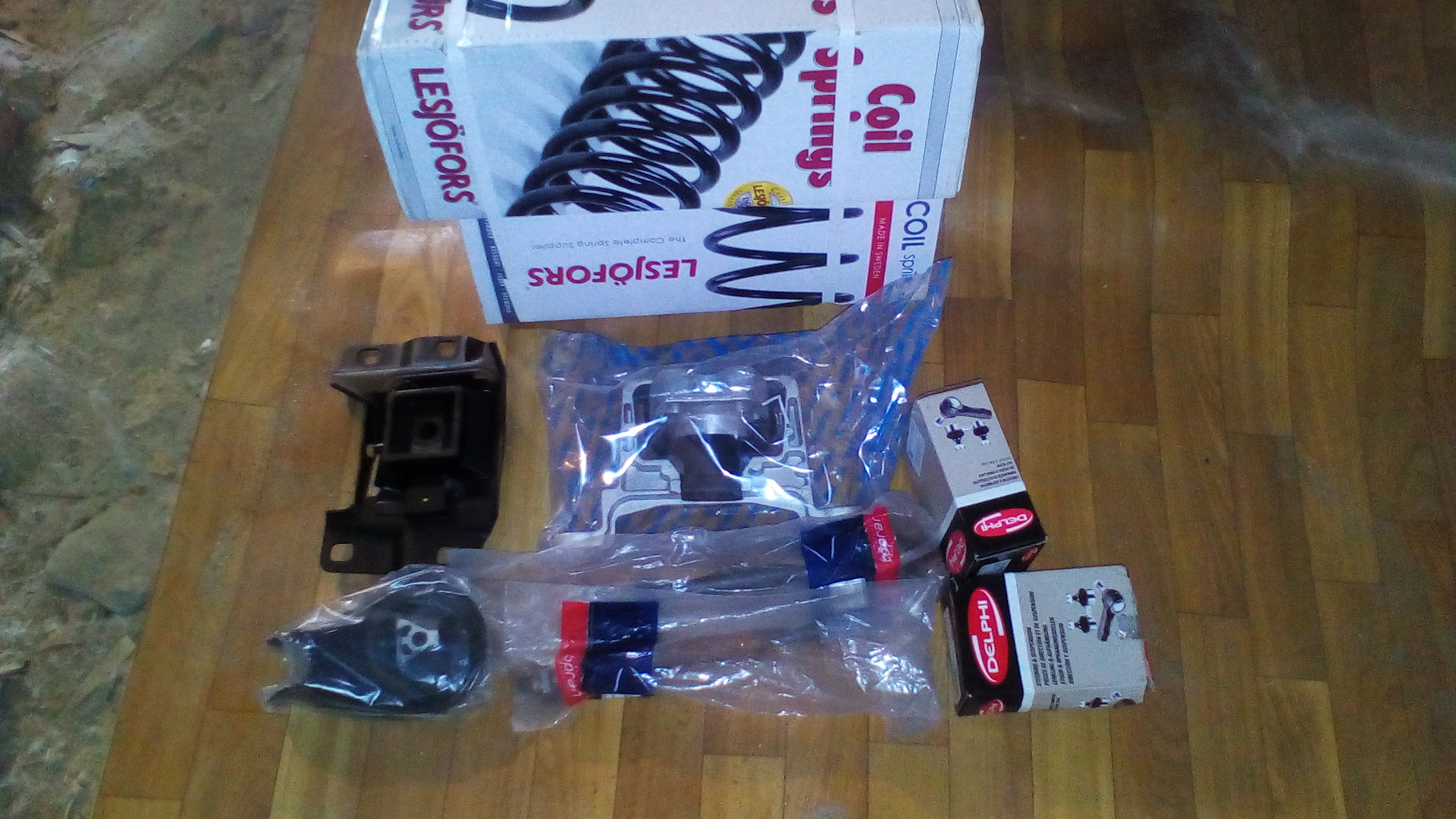 Немного подарков для машины — Ford Focus Wagon II, 1,6 л, 2005 года ...