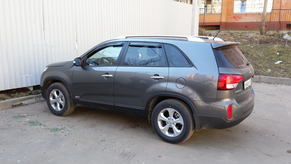 Kia Sorento 2014 серый