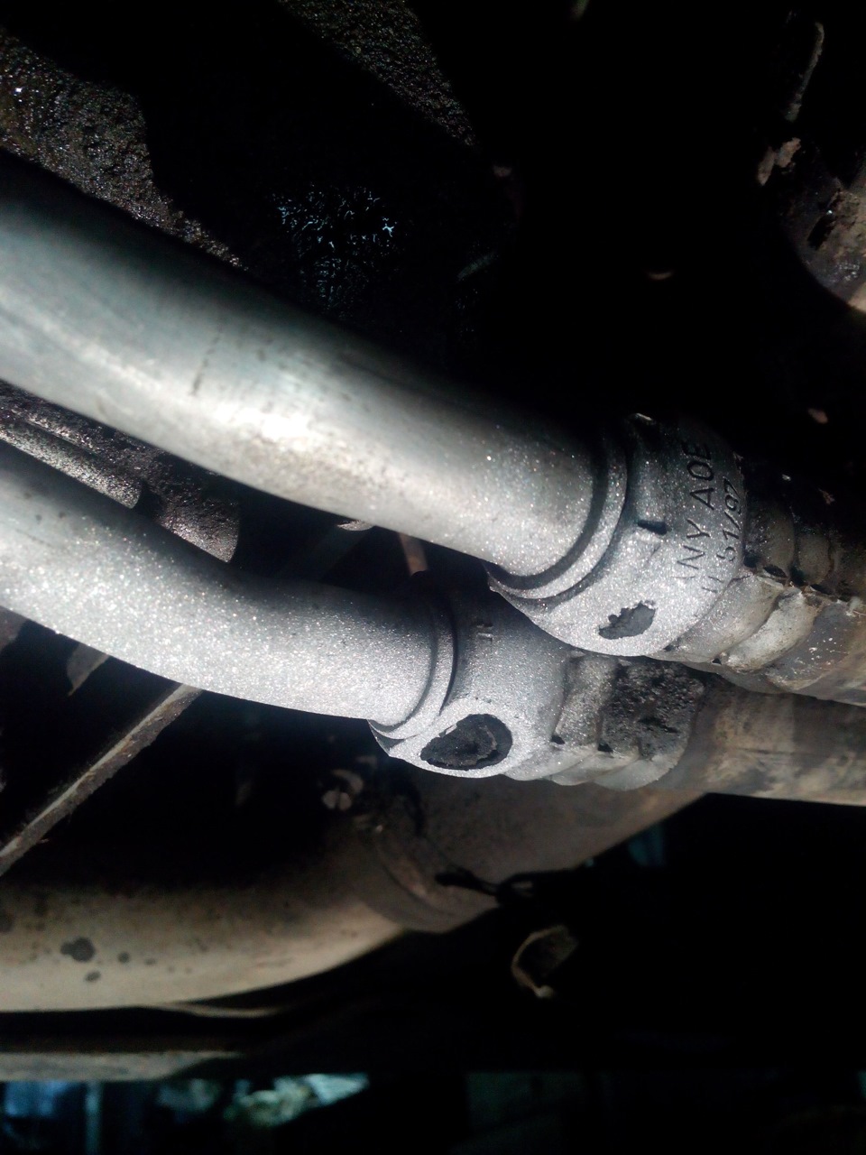 Промывка насоса ГУРа, замена защиты картера, ремонт трубок кондиционера ...