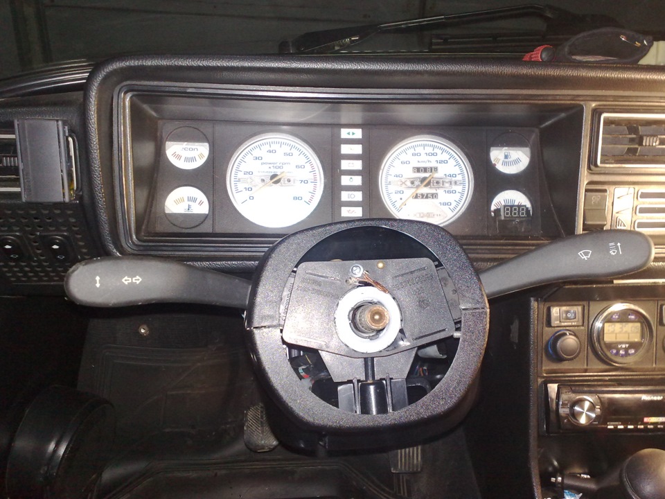 Установка замка зажигания 2110 и подрулевых Шеви-Нива. — Lada 21070, 1 ...