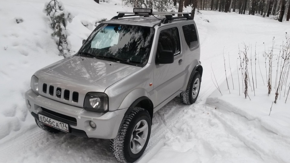 Купить новый Suzuki JIMNY в Санкт-Петербурге у официального дилера