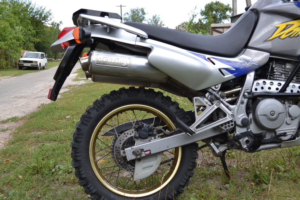 Honda nx650 Dominator