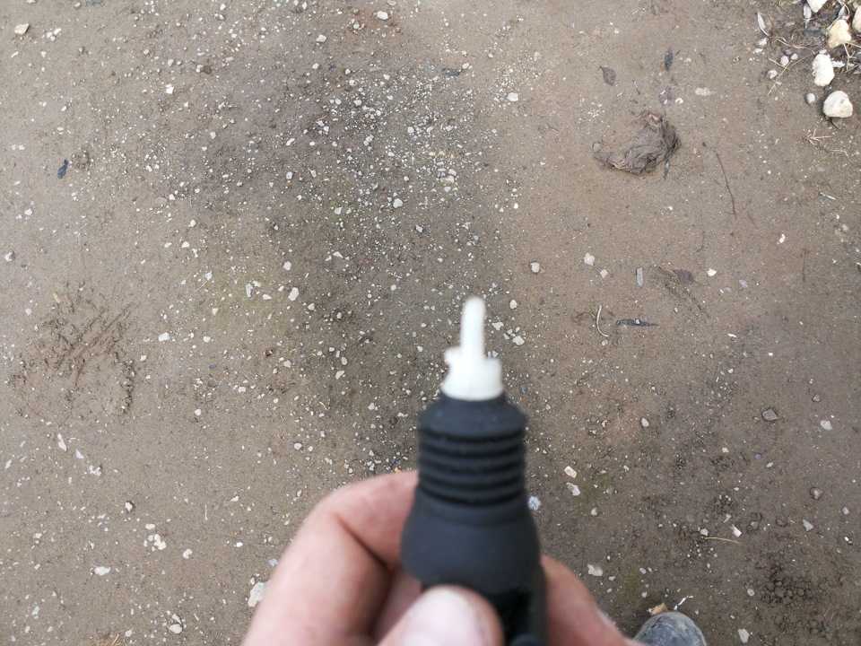 Замена электропривода замка двери — Mazda 323 IV, 1,3 л, 1993 года ...