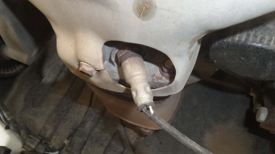 Лямбда зонд 2112. Датчик кислорода 2 блок 1 краткосрочная коррекция. Кислородный датчик лямбда platz. Схему устройства датчика кислорода. Форд фокус 1 отсоединить лямбда зонд.