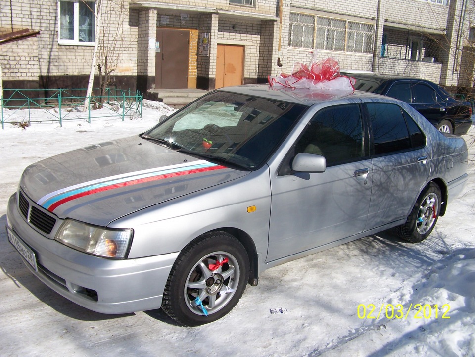 Мы и на свадьбе побывали головной машиной =) — Nissan Bluebird (U14), 2 ...