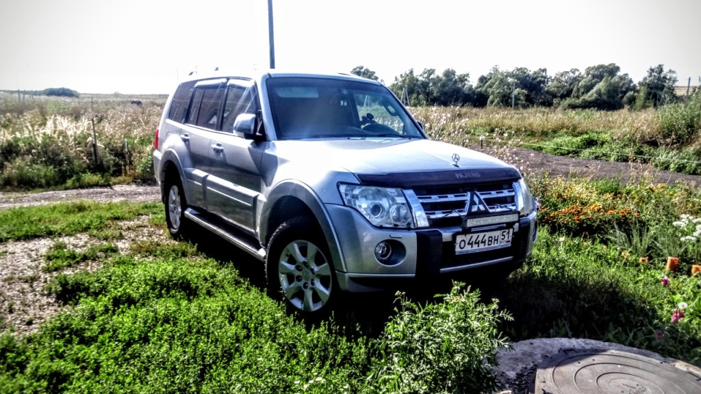 Паджеро 4 люк. Pajero 4. Митсубиси Паджеро 3,2 l 2011. Mitsubishi Pajero 3.0 at 2013. Мицубиси Паджеро 4 путешествие.