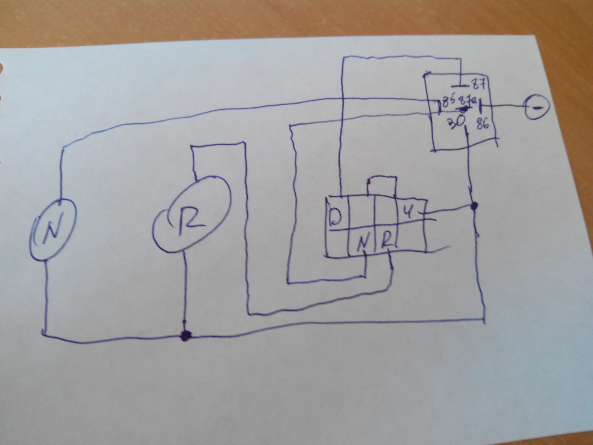 Схема датчика заднего хода