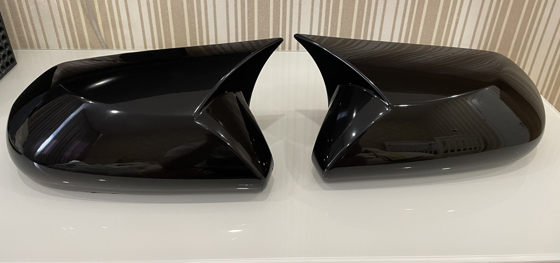 Накладки на зеркала бмв стиль — Toyota Camry (XV70), 3,5 л, 2019 года ...