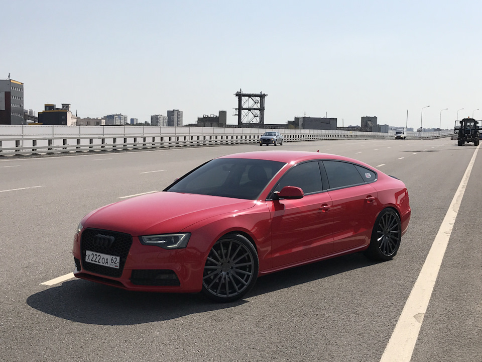 A 5 b 20. Audi a5 Sportback stance. Audi a5 b9 stance. Audi a5 Sportback 2012 Tuning. Audi a5 Sportback Вишневая.