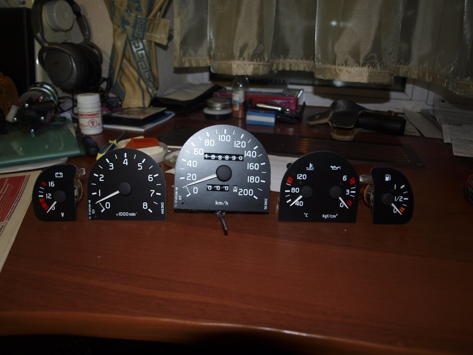 Подсветка панели приборов — ГАЗ 3110, 2,3 л, 2000 года | тюнинг | DRIVE2