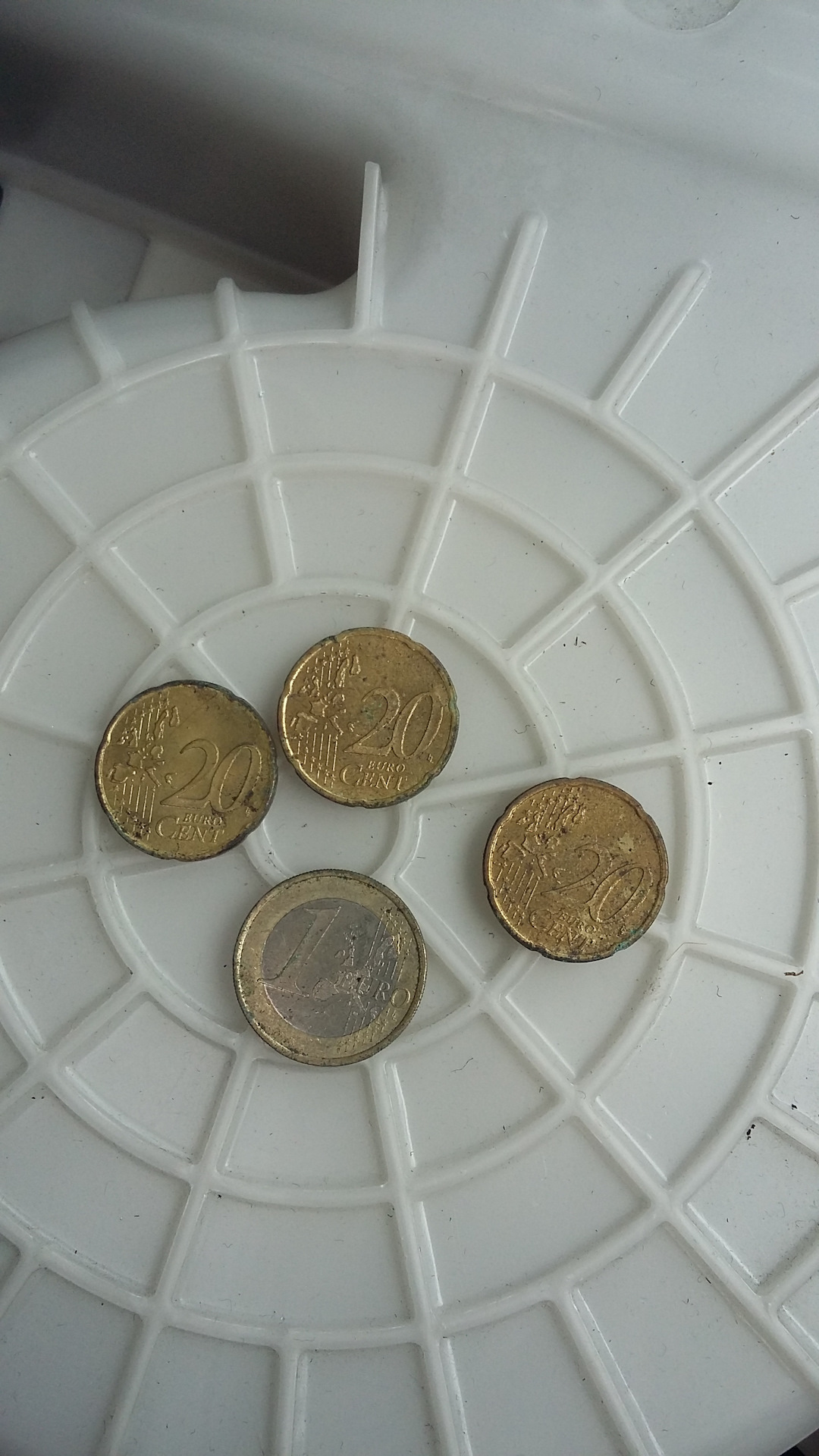 Почему задний отопитель дует холодным? — Toyota Avensis Verso, 2 л ...