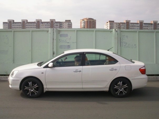       Toyota Premium 18 2004