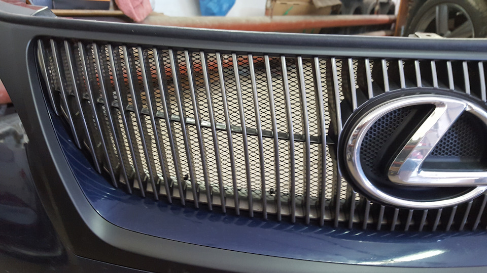 Решетка в бампер — Lexus GS (S190), 3,5 л, 2010 года | стайлинг | DRIVE2