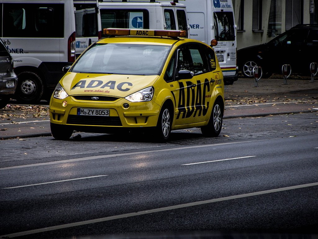 Желтые ангелы» спешат на помощь. Автоклуб ADAC. — «Безопасность» на DRIVE2