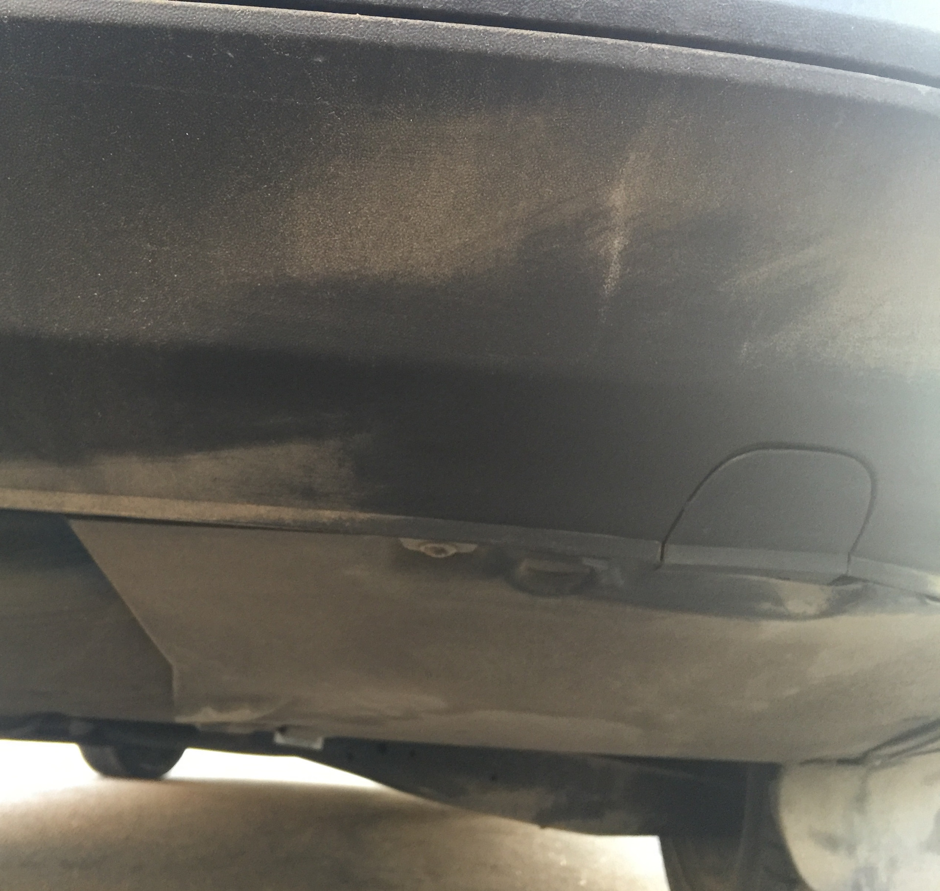 Крышка буксировочной петли (задняя) — Volkswagen Jetta VI, 1,6 л, 2014 ...