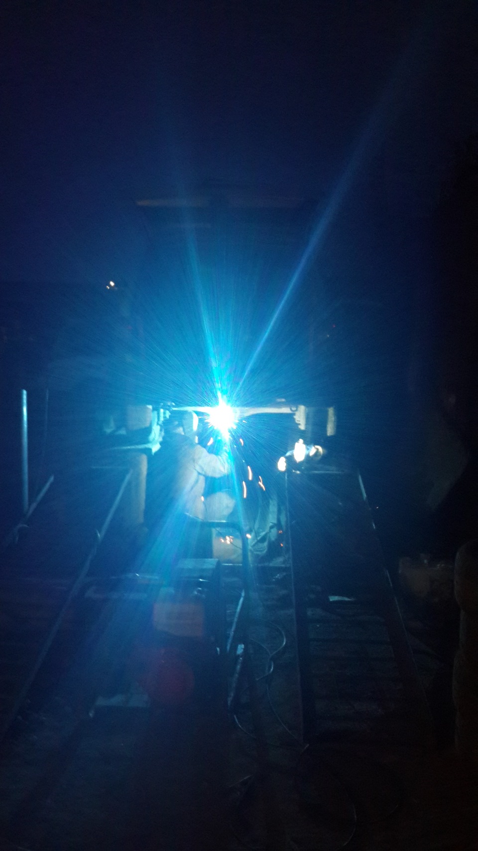 Ксенон в редуктор — KIA Sportage (1G), 2 л, 2006 года | тюнинг | DRIVE2