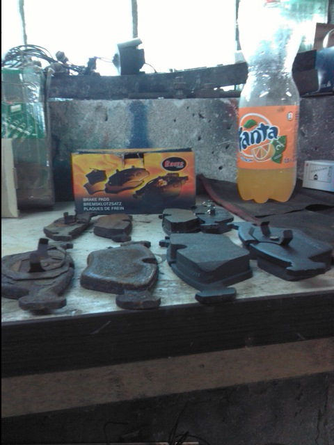 Ахиллесова пята старых BMW! Делаем багажник… — BMW 7 series (E32), 4 л ...