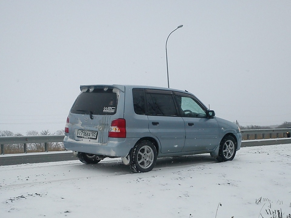 Mazda demio 2000 год работает на 2 цилиндрах