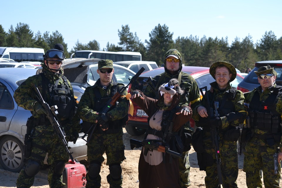 фото с талисманом команды Тасманский дьявол — Jeep Grand Cherokee (WJ)