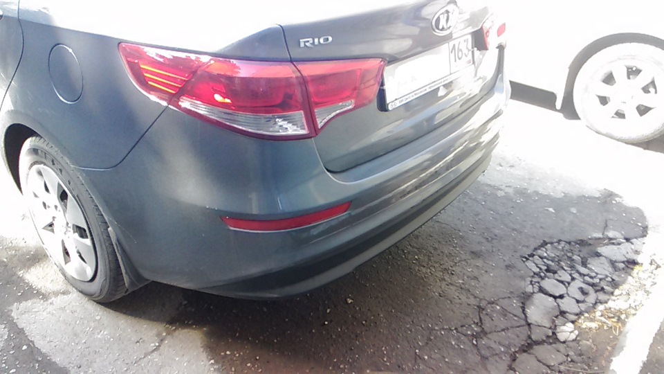 Отличие в задних фонарях — KIA Rio (3G), 1,6 л, 2015 года | другое | DRIVE2