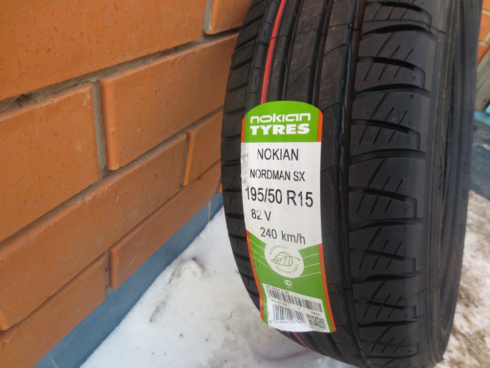 Летняя обувь(Nokian Nordman SX) — Toyota Vitz (10), 1 л, 2002 года ...