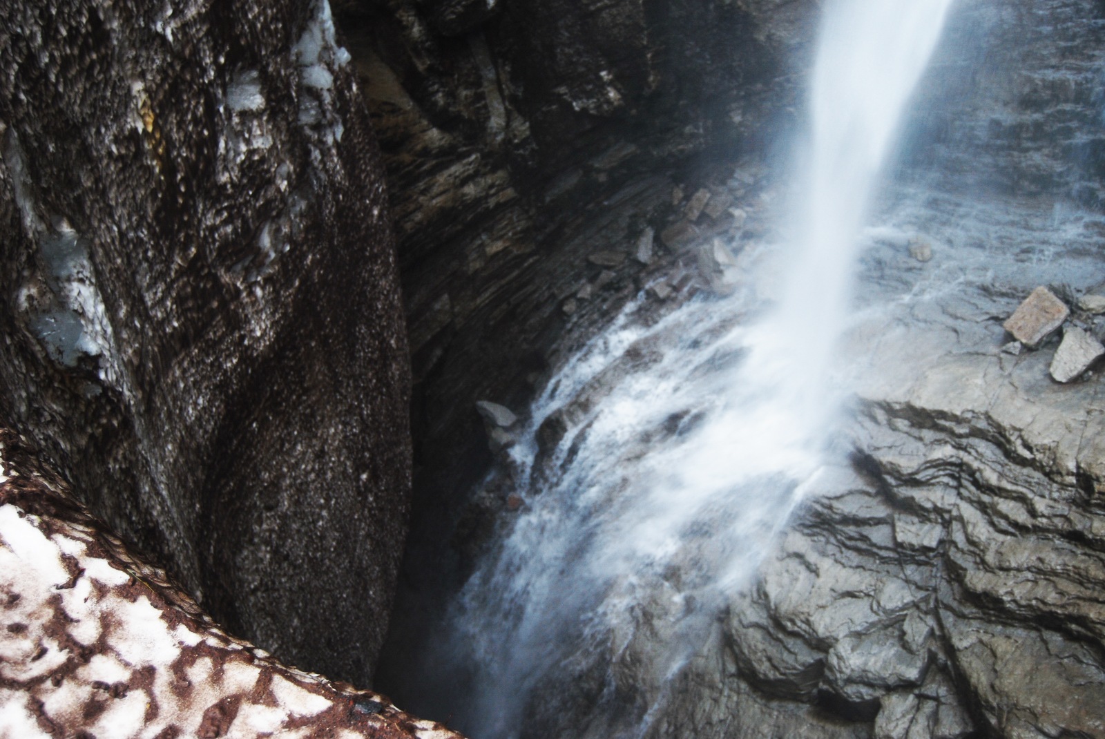 Пещеры Горелого Вилючинский водопад и горячие источники
