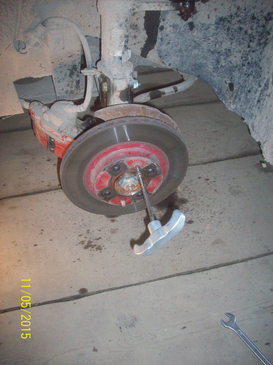 И снова тормоза + рулевые наконечники. — Lada Приора седан, 1,6 л, 2008 ...