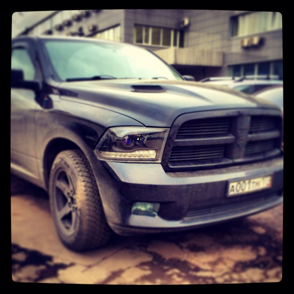 Фары. Примерка на машине — Dodge Ram, 5,7 л, 2012 года | электроника |  DRIVE2