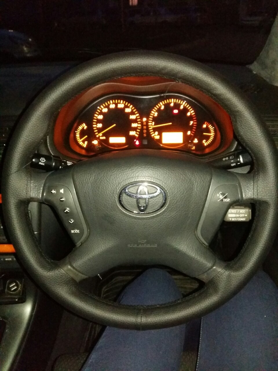 Фото в бортжурнале Toyota Avensis II